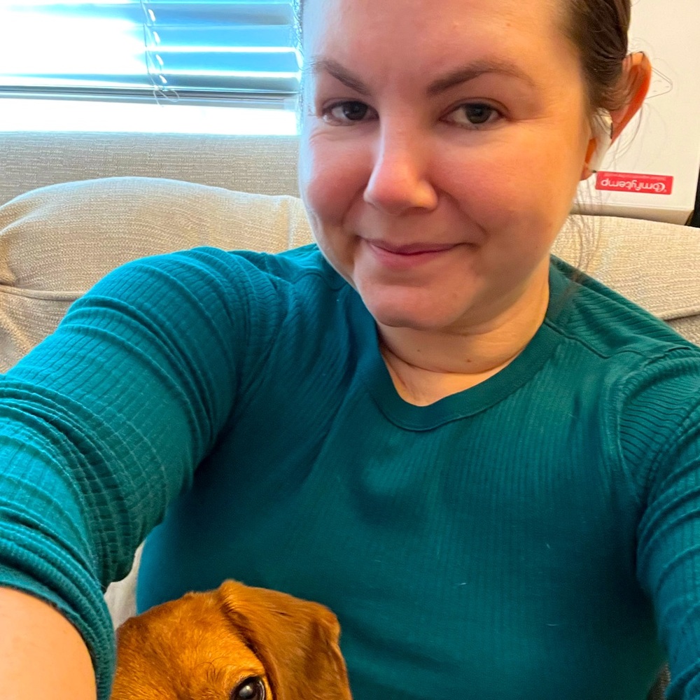 Meet your Posher, Roxanne